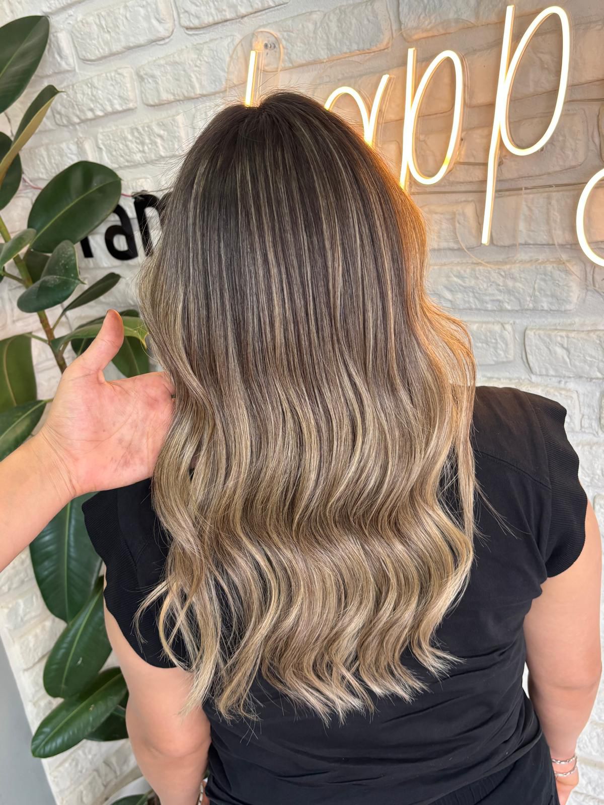Bronz balayaj ve doğal dalga — Akın Yaman Hair Design